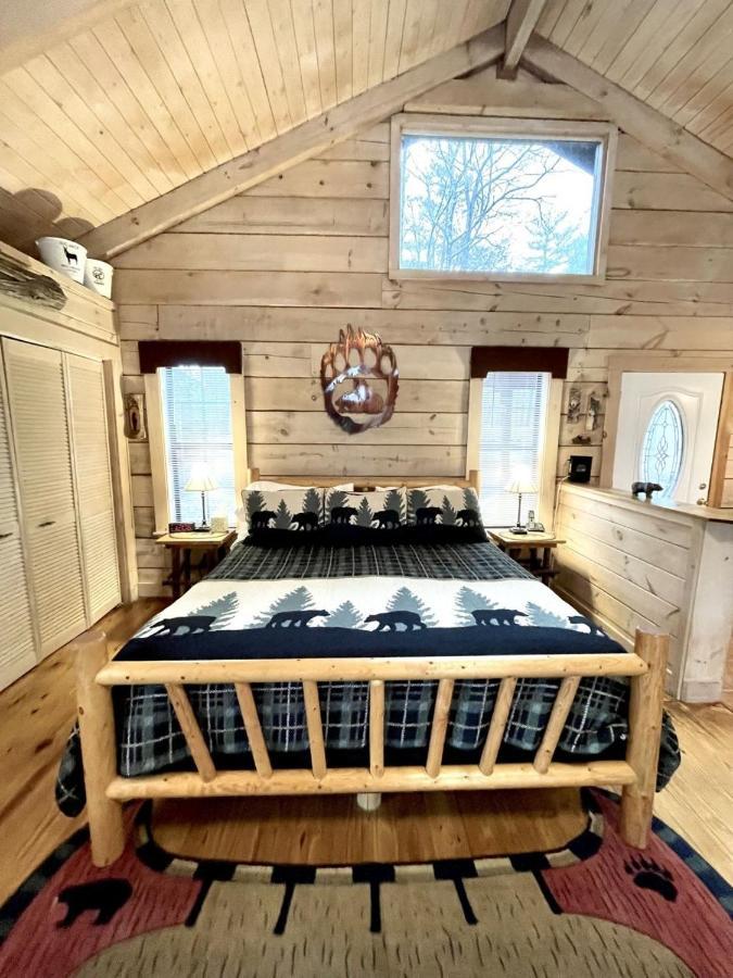 Crazy Bear - Motorcycle Friendly Home With Hot Tub And Grill Tellico Plains 외부 사진